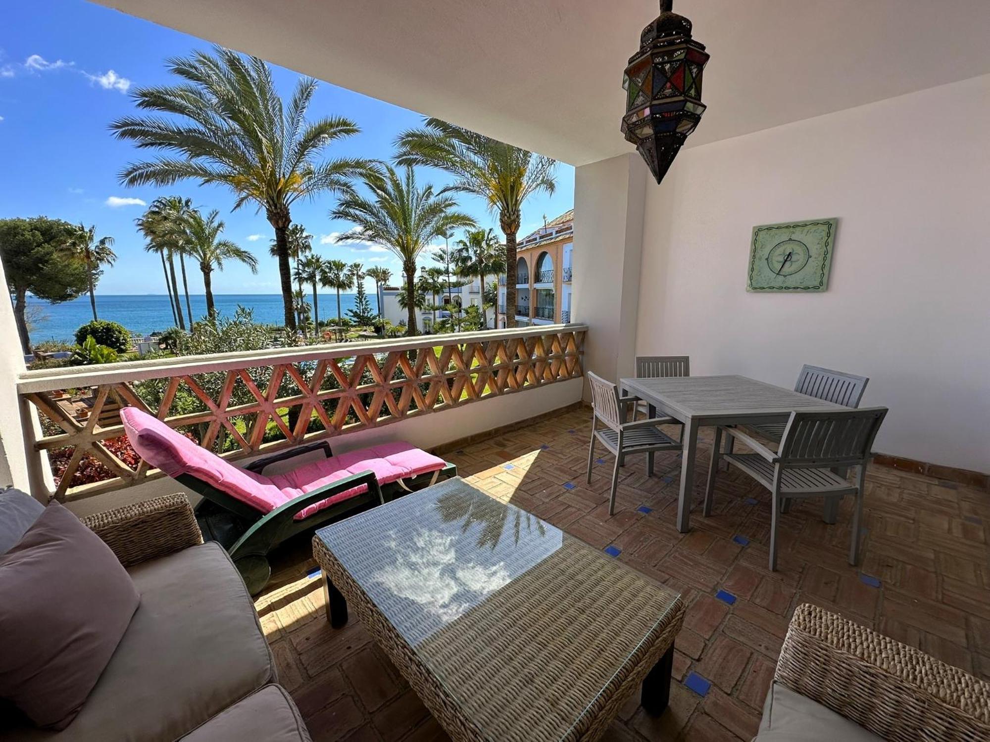 Apartament La Perla De Marakech Estepona Zewnętrze zdjęcie